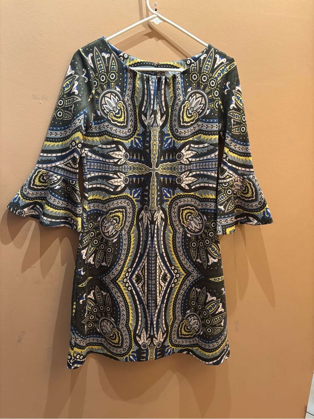 New York & Company green boho paisley print bell sleeve shift dress Medium